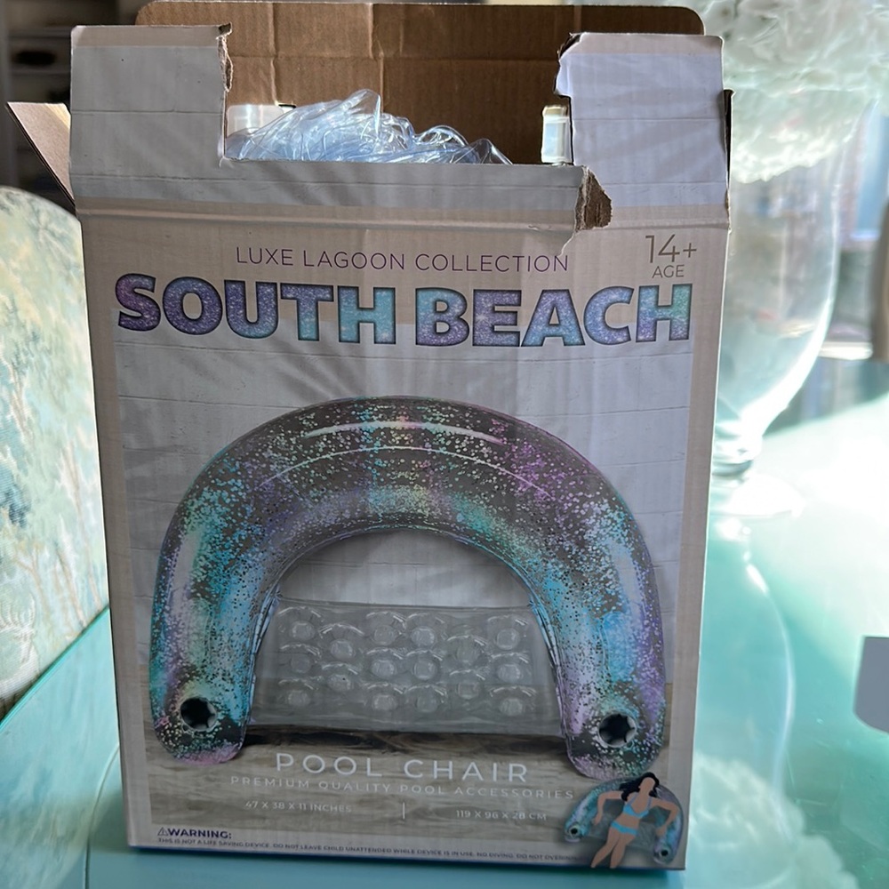 South Beach pool chair new in box